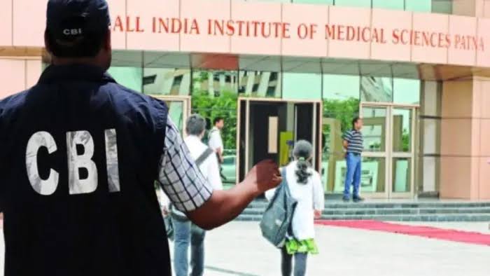 NEET पेपर लीक प्रकरण : CBI ची मोठी कारवाई;